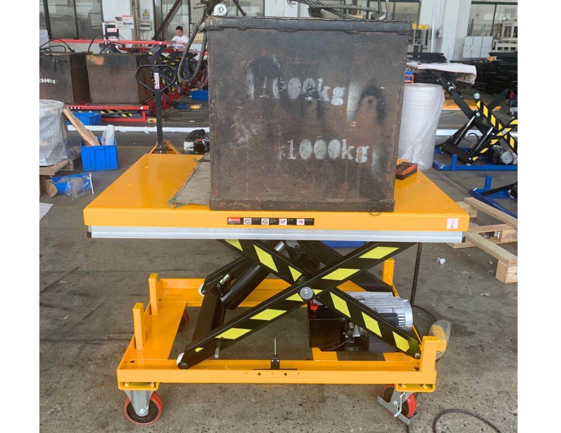 Lift-Table-with-Wheels-3.jpg